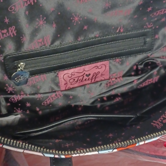 Miss Fluff Cupcake Doll Shoulder Bag - Picture 4 of 4